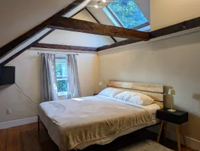 2BR Townhouse Family-Friendly Stay near Boston” - Image 5