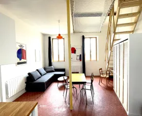 Marseille loft with a view - Image 3