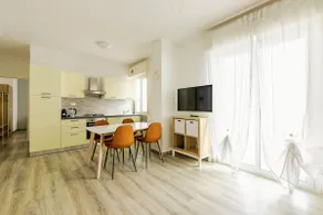 Apartment in the Center, Quiet with Balcony - Image 5