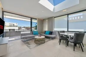 Sleek 1BR Apartment w Skylight near Coogee Beach - Image 5
