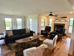Summit House on 17 acres near Buffalo River - Image 4