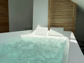 A Cozy Haven: Private Balneo Break · Spa & Serenity - Image 3