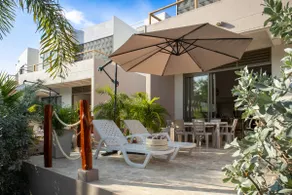 Family villa with air conditioning and private pool - Image 4