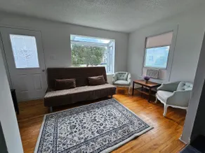 4 bedroom Spacious Apt+ 3 Parking spot +Basement - Image 2