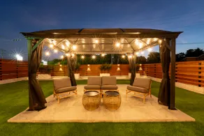 Close to the beach/BBQ/pets allowed/walking distance to a hot spring/10 people/convenience store next door/newly built accommodation Sunrise Villa - Image 2