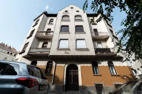 Modern Studio w/ AC & WiFi • Steps to Castle - Image 3