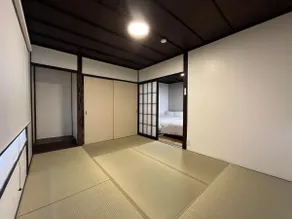Private standalone house near Nagashima Spa Land and Nabanosato, accommodates up to 8 people + 2 extra beds - Image 5