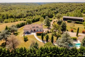 La Maison de Gradille -Piscine, Spa & Sauna - Image 2