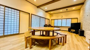 Peaceful forest and natural hot springs | BBQ, golf, amusement park, family-friendly - Image 3