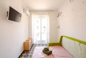 Gaeta centre, a stone's throw from serapo beach - Image 2
