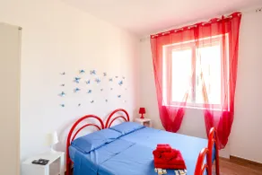 Gaeta centre, a stone's throw from serapo beach - Image 4