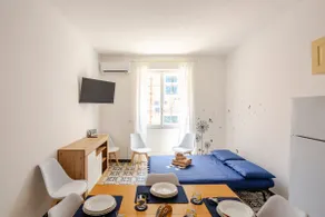 Gaeta centre, a stone's throw from serapo beach - Image 3
