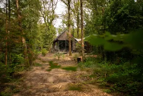 Inarden Yosemite Cabin - Image 2