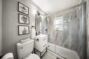 The Comfy Plaza Suite 1 BR w/Fully Stocked Kitchen - Image 3