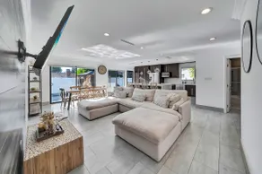 5BR Resort Villa | Huge Saltwater Pool + Jacuzzi - Image 4