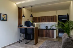 Sunrise with a view | Loft 3 min from the airport - Image 3