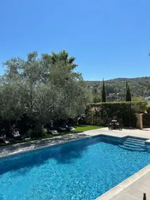 Valencia Grove Villa - Image 2