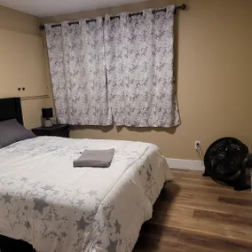 Two Bed YYT - Image 3