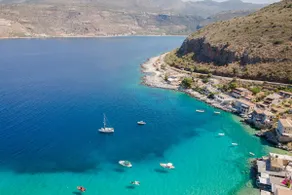 Deluxe Double Room 2 by Yerma Suites Limeni -Petra - Image 3