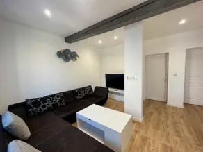 Renovated 2-room apartment 15 minutes from Lyon - Image 3