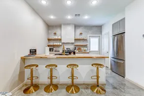 Urban Cottage: Downtown Bryan near Texas A&M! - Image 4