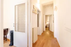 Apartment in the historic city center of Siena - Image 3