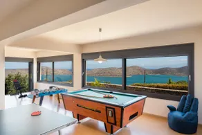 Enjoy Spinalonga Views at 4BR Villa Close to Beach - Image 3