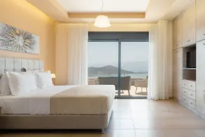 Enjoy Spinalonga Views at 4BR Villa Close to Beach - Image 5