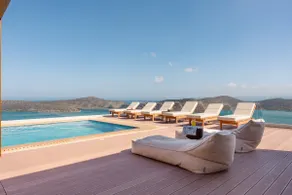 Enjoy Spinalonga Views at 4BR Villa Close to Beach - Image 2