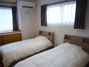 Located near Disney Resort/Clean and cozy room for 4 guests - Image 2