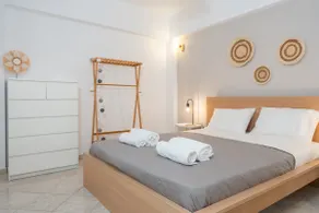 Valia's Place - Image 2