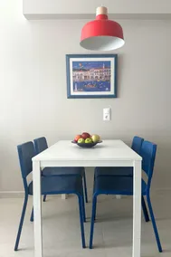 Renovated City Center x3 Double Bed Flat - Image 3