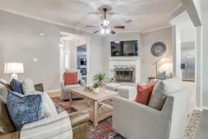 Hideaway River House Glen Rose - Sleeps 13 - Image 3