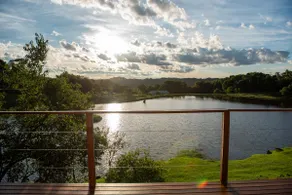 Water Cabin – Romantic Retreat with Breakfast - Image 4