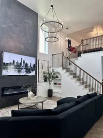 Modern & Spacious 5-Bedroom Retreat - Image 3