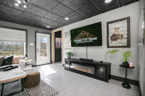 New Buffalo Getaway: Hot Tub + Fire Pit - Image 3