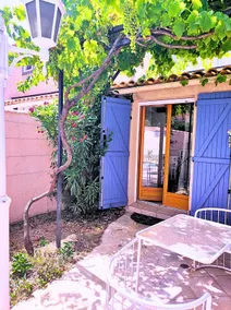 StudioMezza Independent of Villa, Heated Pool - Image 3