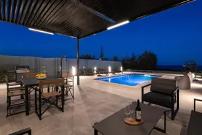 Alsalos - Spacious Pool Villa w/ sea view - Image 5