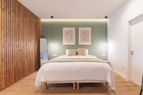 SariStays Valencia Urban Chic Loft - Image 3