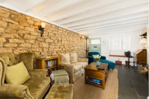 NEW Moreton Cottage Central Garden - Pass the Keys - Image 4