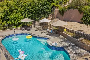 4000SF+18min Disney! Stunning Pool| Expansive Yard - Image 2