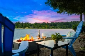 Historic Beach Cottage on The Puget Sound - Image 3