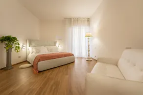 Charming Apt near Carmignano with Parking - Image 3