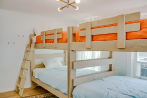 Modern camp-style apartment - self checkin - Image 2