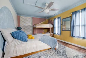 Historic Colonial Retreat in Downtown Brunswick - Image 4