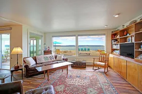 Sun Sea Air Camano Island Waterfront - Image 2