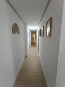 9-person apartment Elche - Image 5
