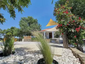 THE FERNANDEZs HOUSE - Image 3