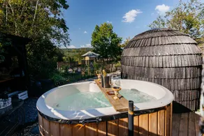 La Cabane. Private Jacuzzi and free champagne - Image 3