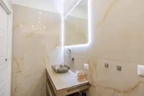 Modern apartment • Kitchen • Private balcony - Image 5